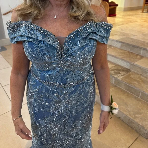 Rina Di Montella Mother of the Bride or Groom Gown RD2737 - Picture 2 of 9